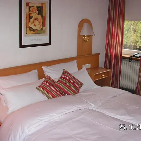 Landgasthof & 