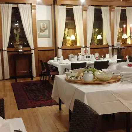 Landgasthof&hotel Zum Schwan Gmbh 3* Trippstadt